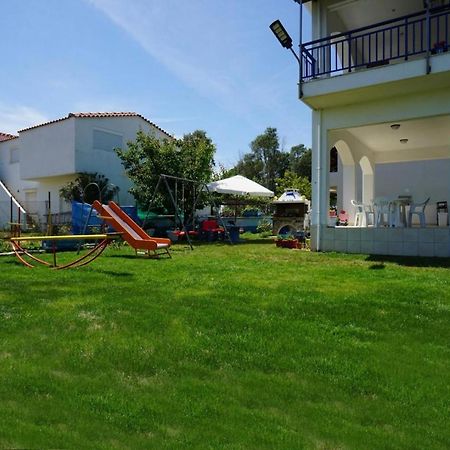 Dolphins House Villa Paralia Avdhiron Екстериор снимка