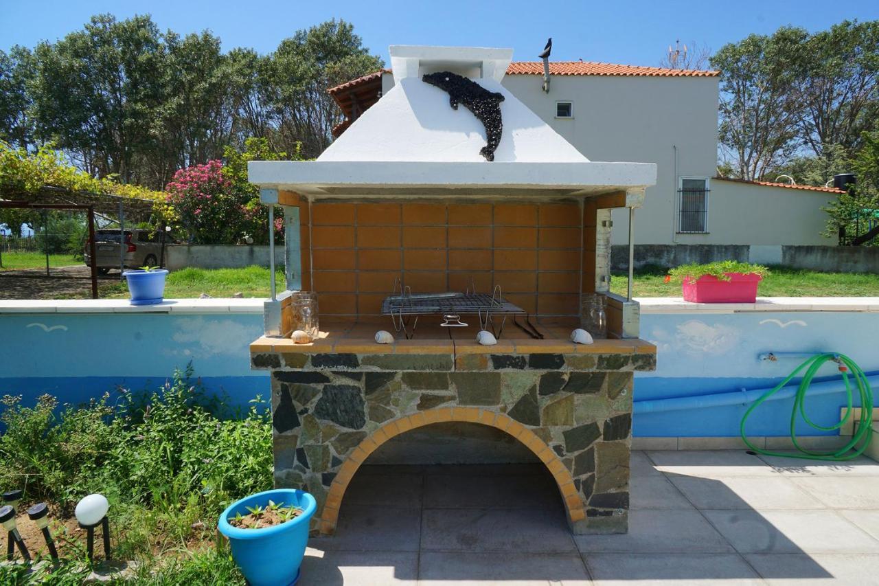 Dolphins House Villa Paralia Avdhiron Екстериор снимка