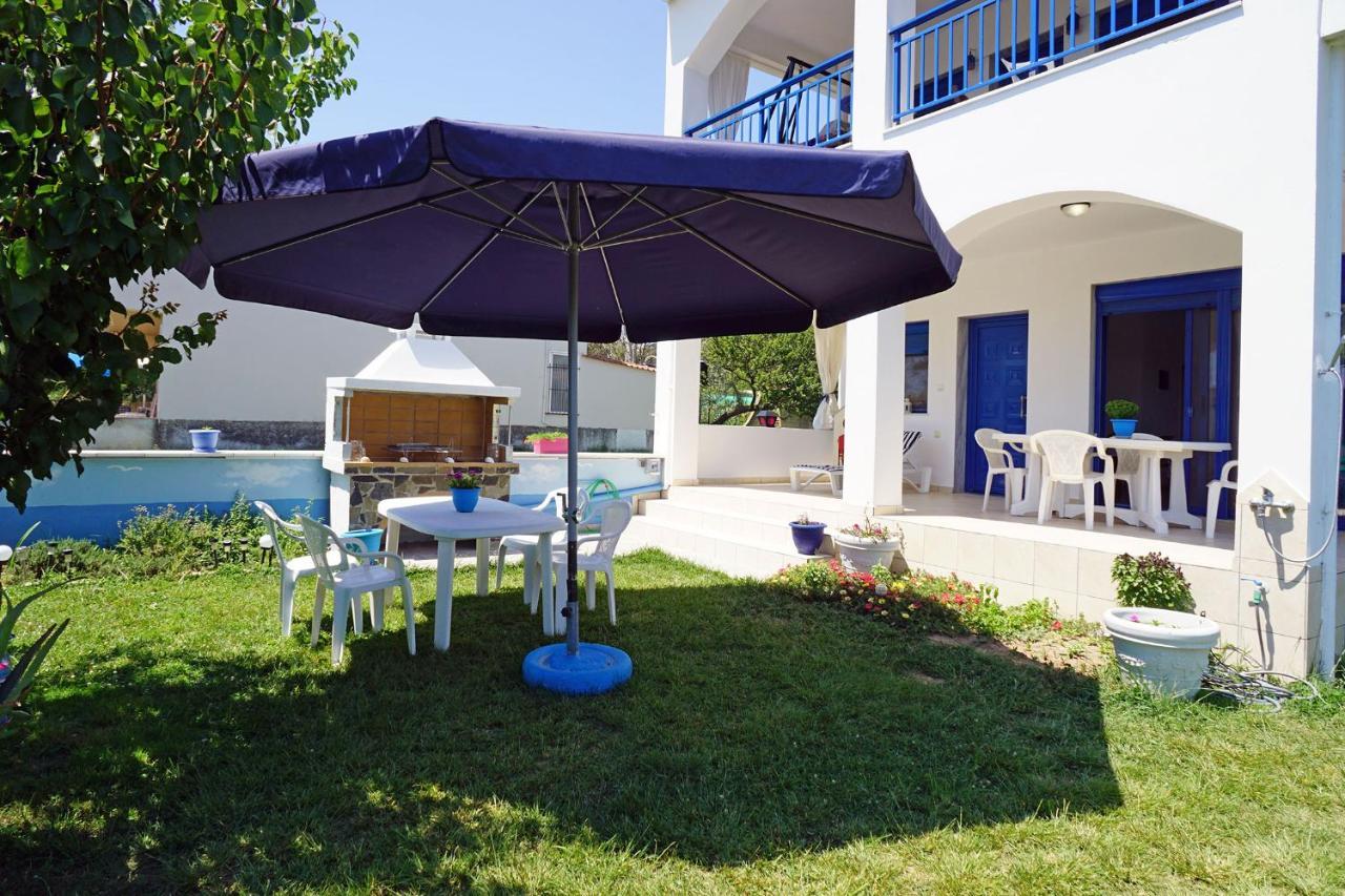 Dolphins House Villa Paralia Avdhiron Екстериор снимка