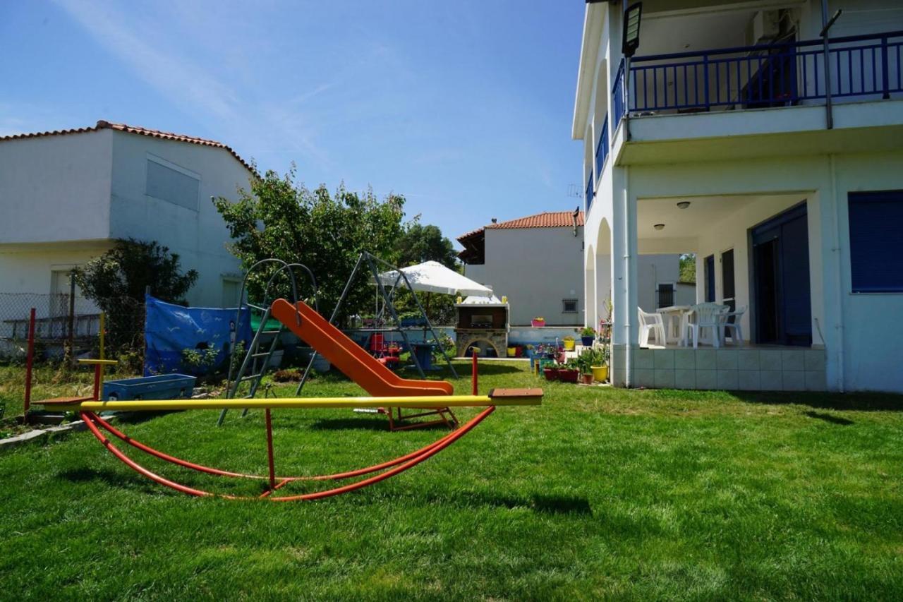 Dolphins House Villa Paralia Avdhiron Екстериор снимка